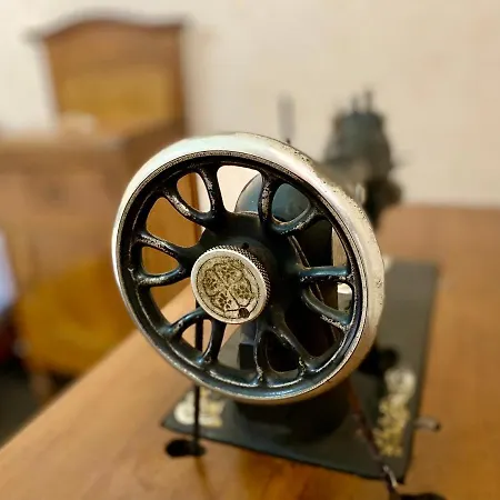 Zu Pippo's House * Katánie