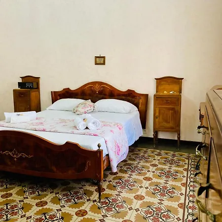 Apartmán Zu Pippo's House Katánie